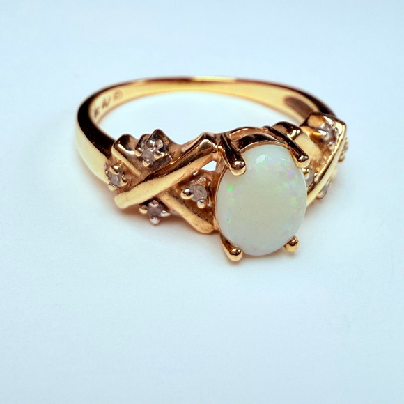 Estate Alwand Vahan 10K Solid Yellow Gold .50 CT Opal & Diamond Vintage Ring - Picture 2 of 11